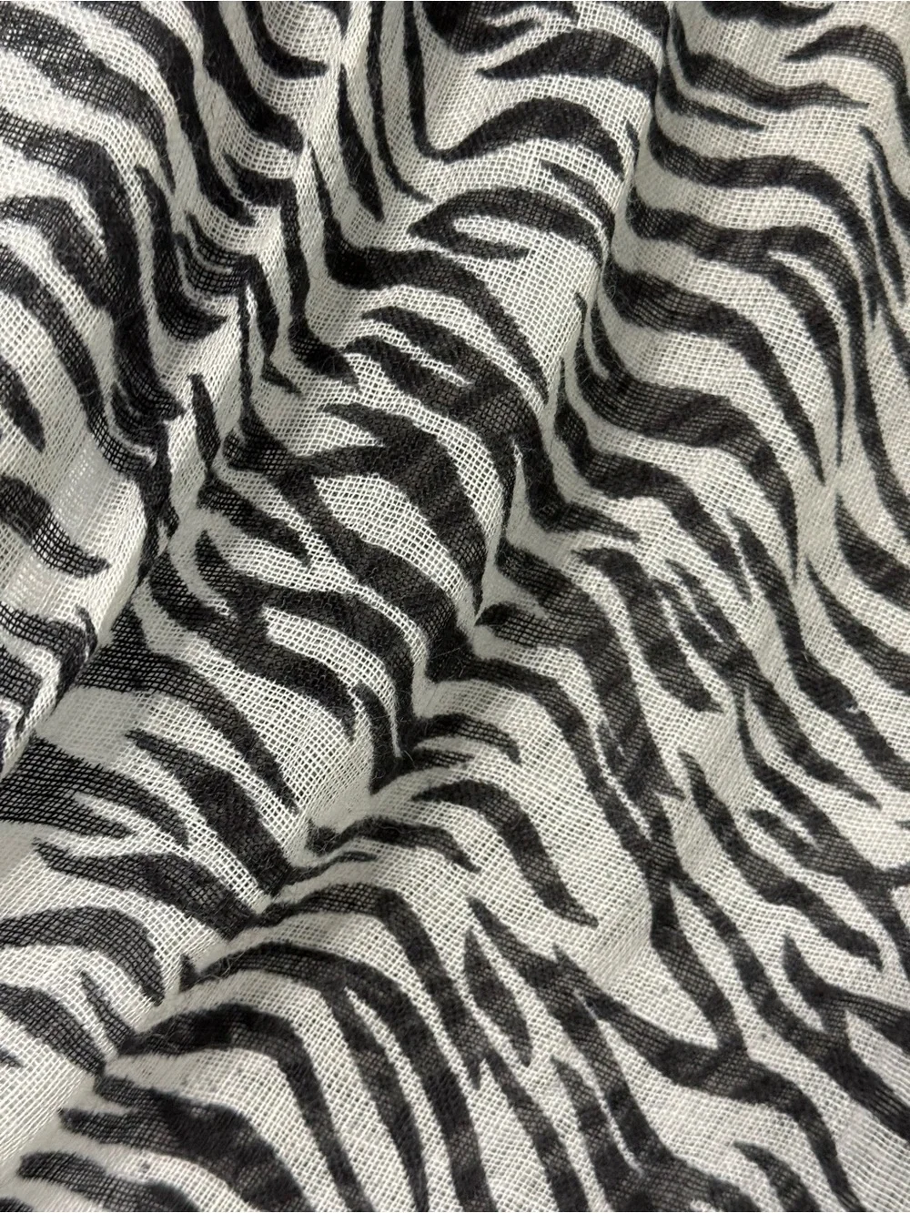 Nate Berkus Black and White Zebra Print Scarf 100% Linen